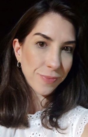 Profa. Dra. Rafaella Costa Bonugli Santos